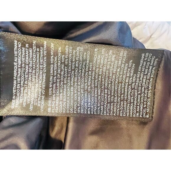 The North Face Women's Black Cream Full Zip Retro Nuptse Short Jacket Large NWOT - Picture 14 of 14